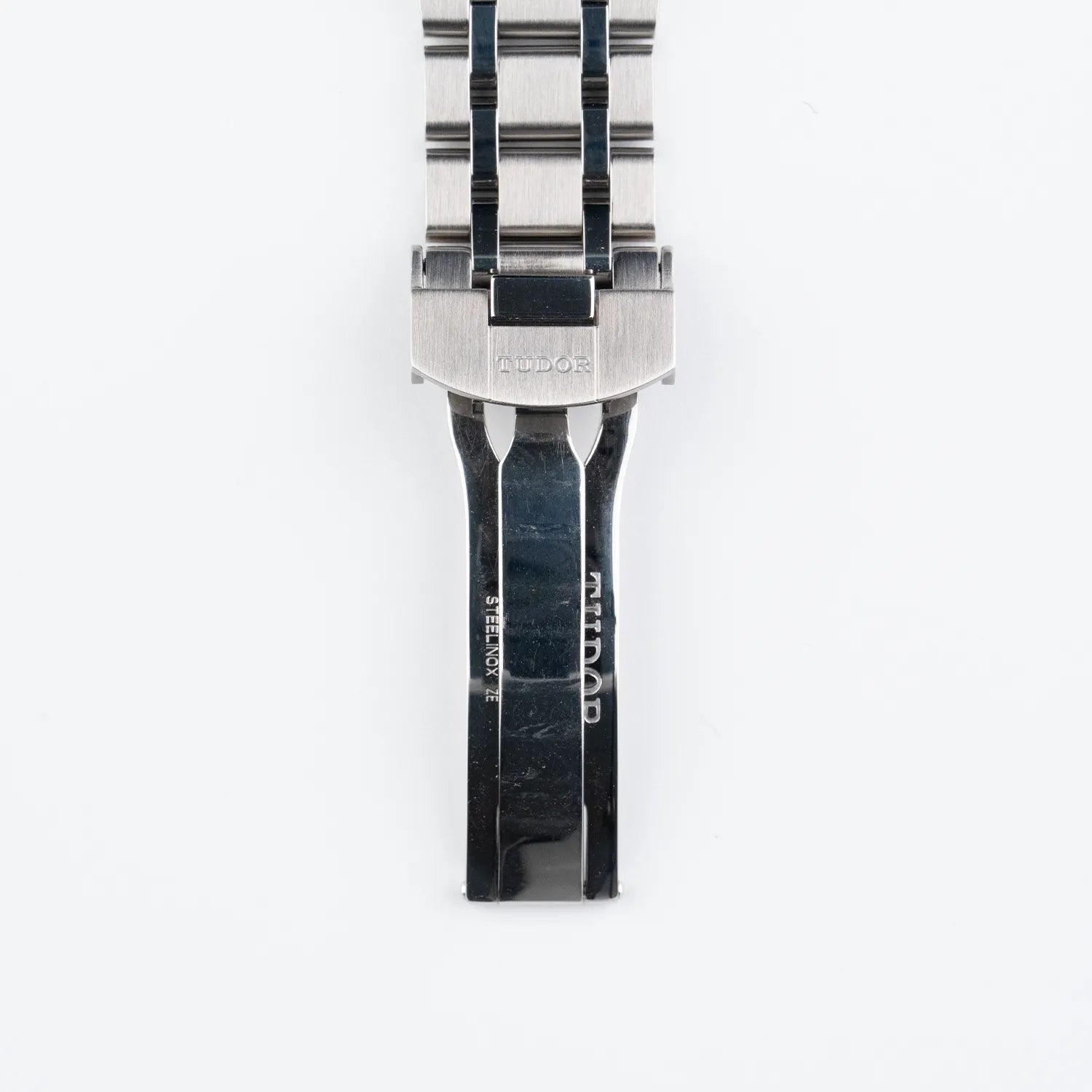 Tudor Royal 41 | 28600