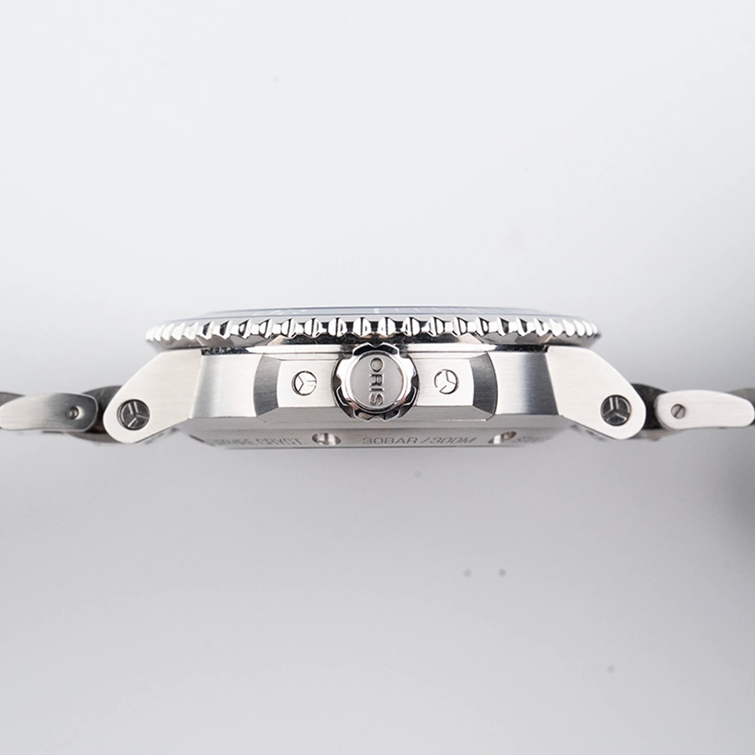 Oris Aquis Date | 0140077694135-0782209PEB