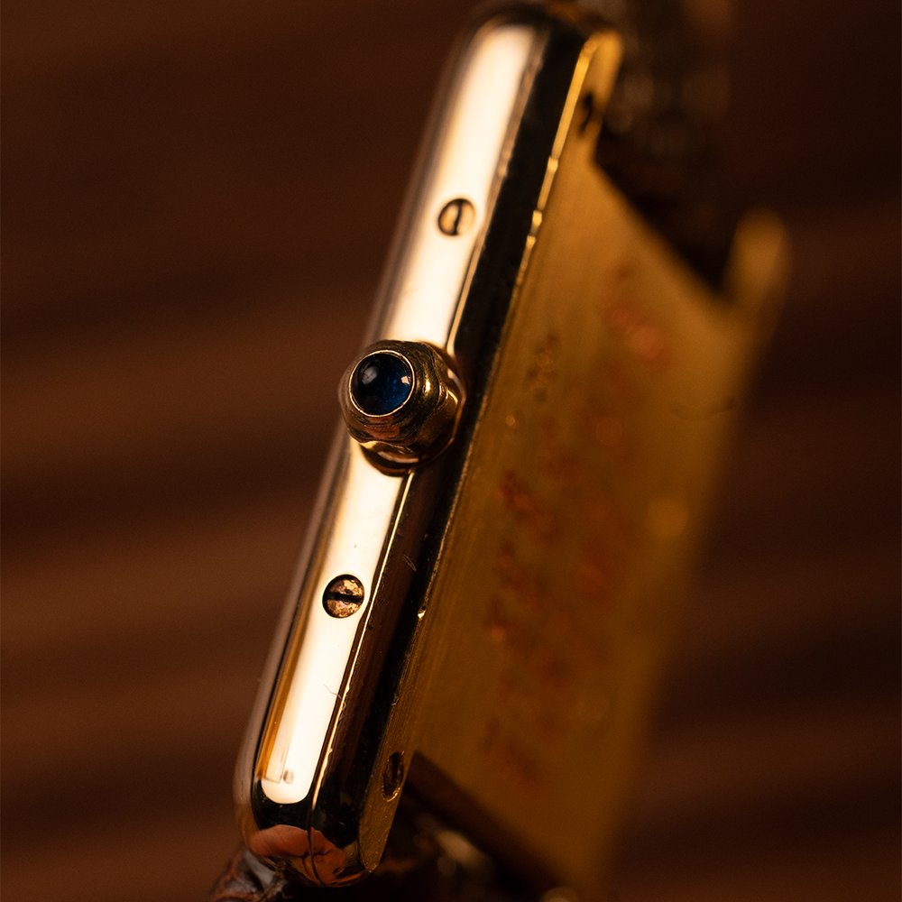 Alt image